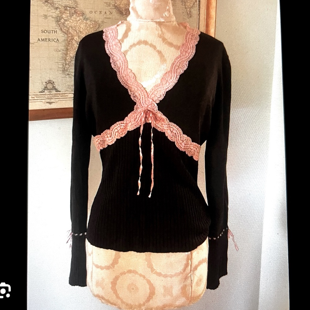 Long sleeve v neck